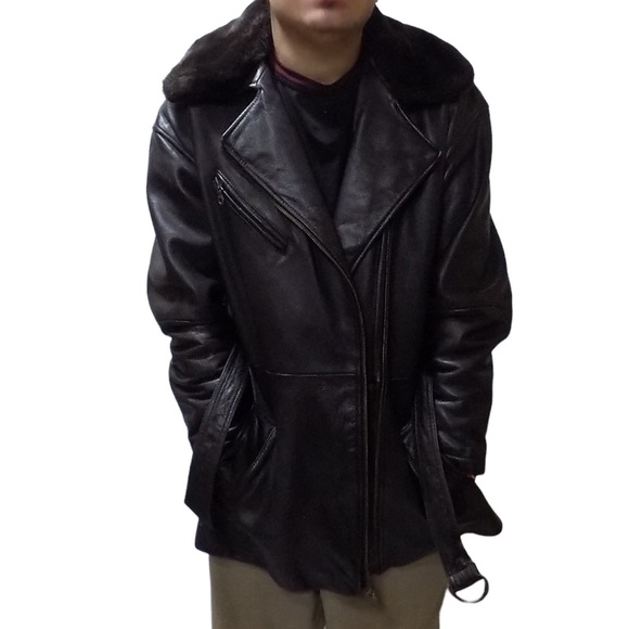 WILSONS Vintage Brown Leather Coat with Faux Fur Collar, Size XL. - Picture 3 of 17